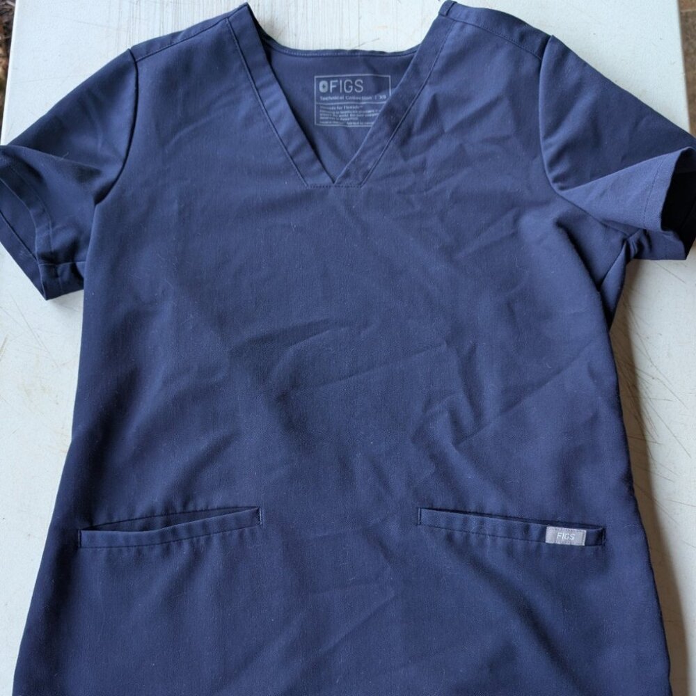 FIGS Technical Collection 2-Pocket Navy Blue Scrub Top Women's XS